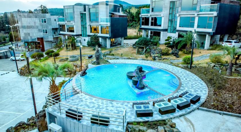 Donaeko Hill Resort photo