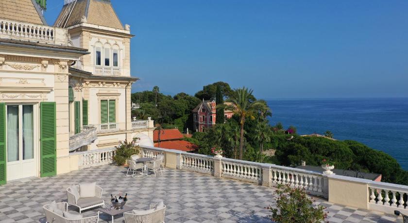 Фото: Императорский люкс с террасой - Только для взрослых (Imperial Suite with Terrace - Adults Only) 6