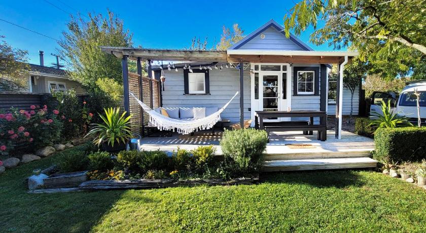 Urban Cottage