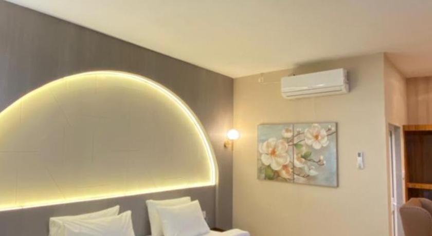 Tampilan Blessing Hotel Pandan