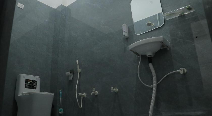 HOTEL SANT KRIPA STAYS - image 46