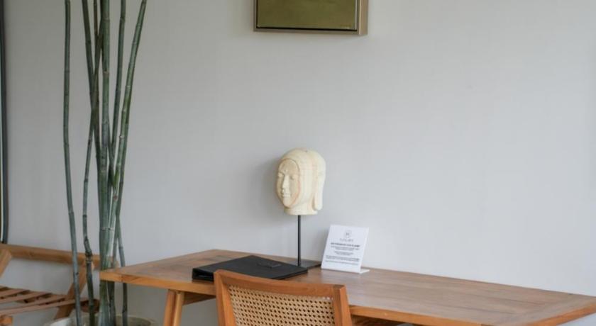 Room & Vespa Suite 4 - image 41