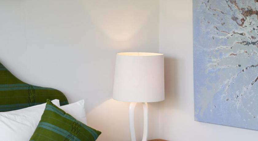 Room & Vespa Suite 4 - image 33