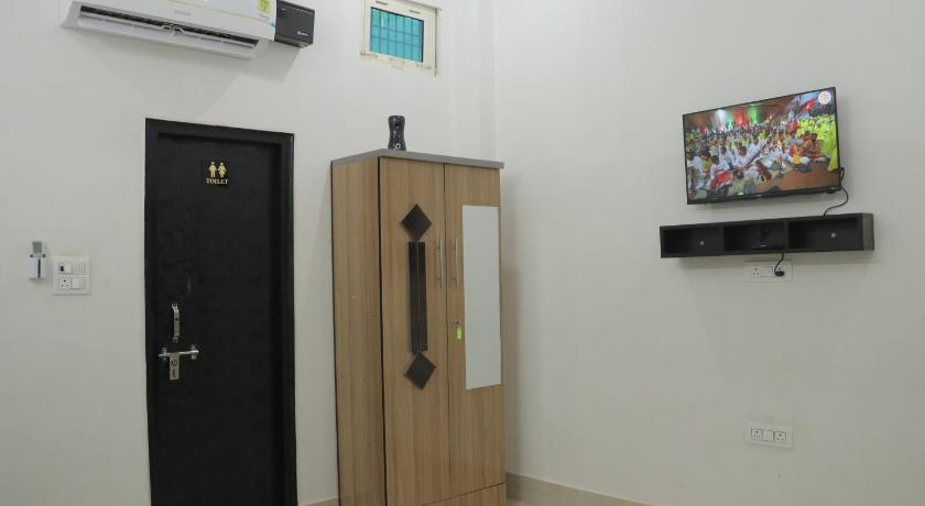 HOTEL SANT KRIPA STAYS - image 19