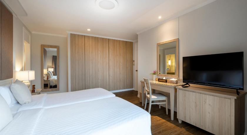 Фото: Люкс «Премьер» с 2 спальнями (Two bedroom Premier Suite) 9