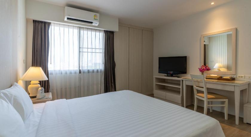 Image of One Bedroom Suite 15