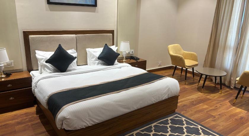 DREAMZ INN & SUITE - image 16