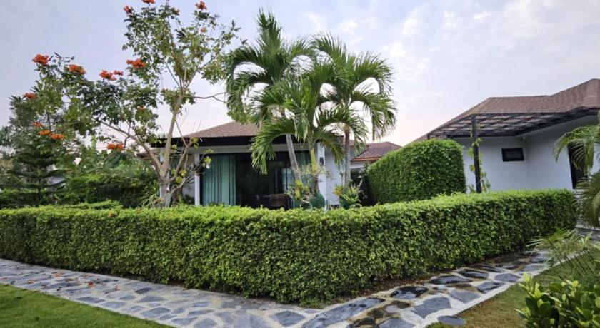 Siri Thai Lodges - image 8