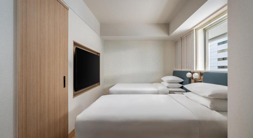Image of Club Twin, Concierge lounge access, Club Guest room, 2 Twin 1