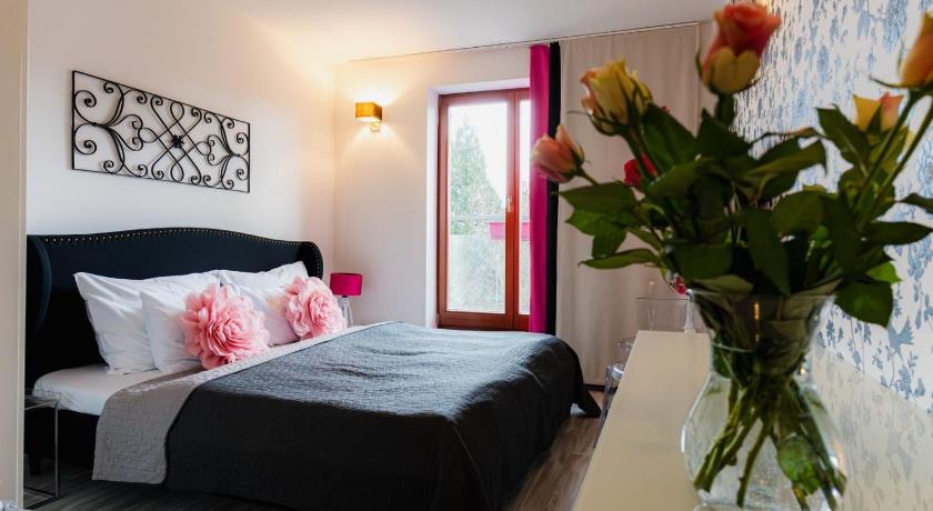 Image of Classic Double Room 1