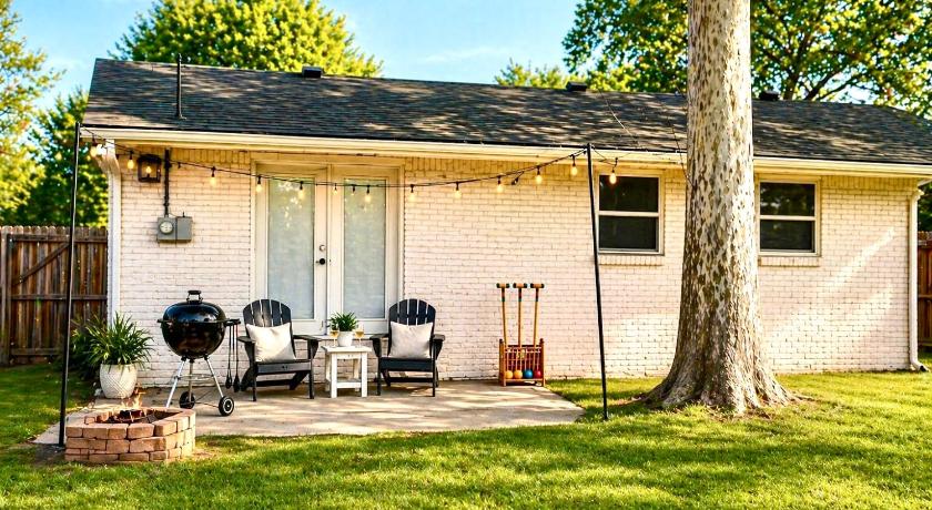 Westbrooke Retreat Modern 3BR Minutes to OU-20 min to OKC