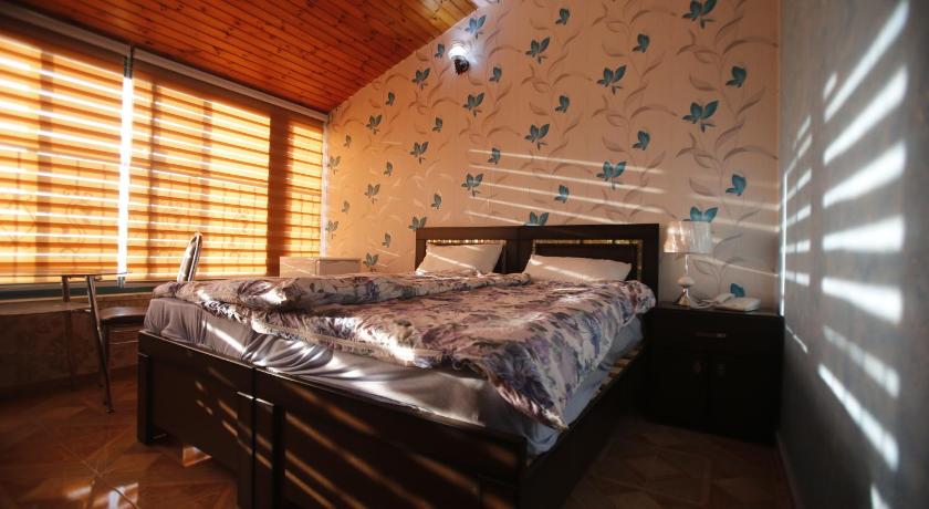 Image de Petite Chambre Lits Jumeaux (Small Twin Room) 1