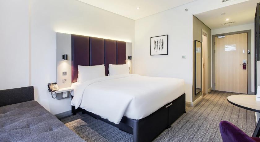 Image of Interconnecting Family Room - Free DXB Airport Shuttle Every 30min to T1&3 0