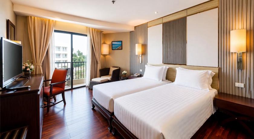 Image of Deluxe Double or Twin Room 6