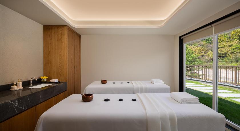 Le Meridien Dehradun Resort & Spa - image 25