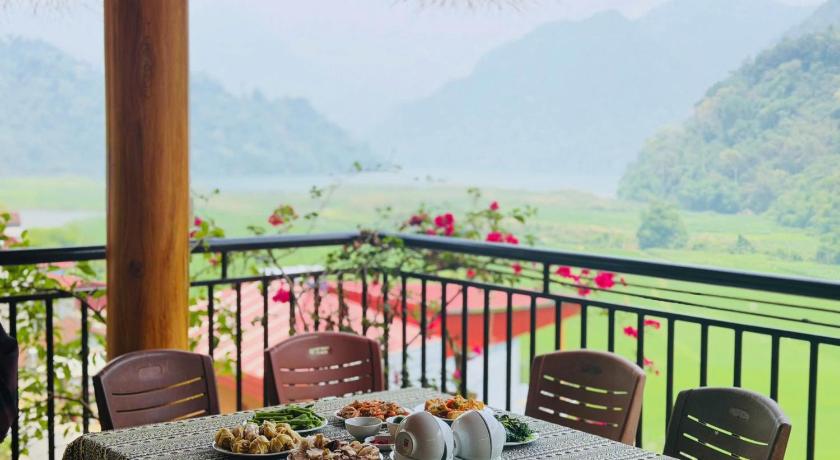 Ba Be Lake View Homestay