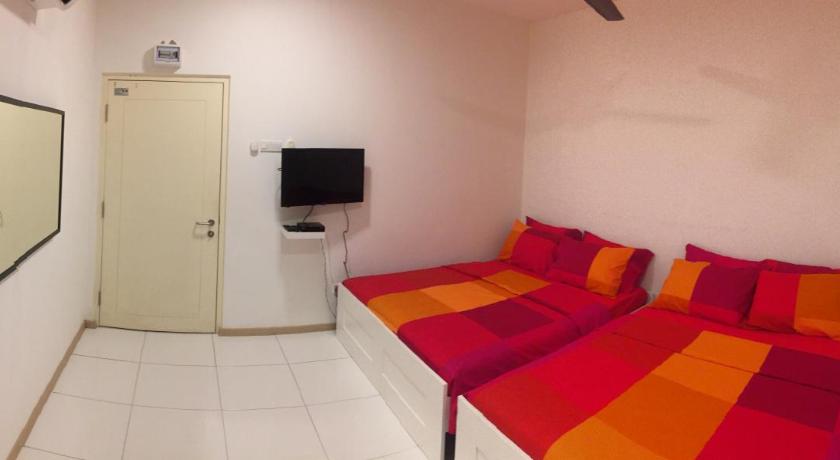 Image of Superior Queen Room with Two Queen Beds 0