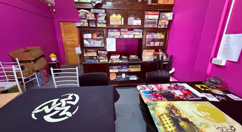 Pink Kraken Hostel - image 5