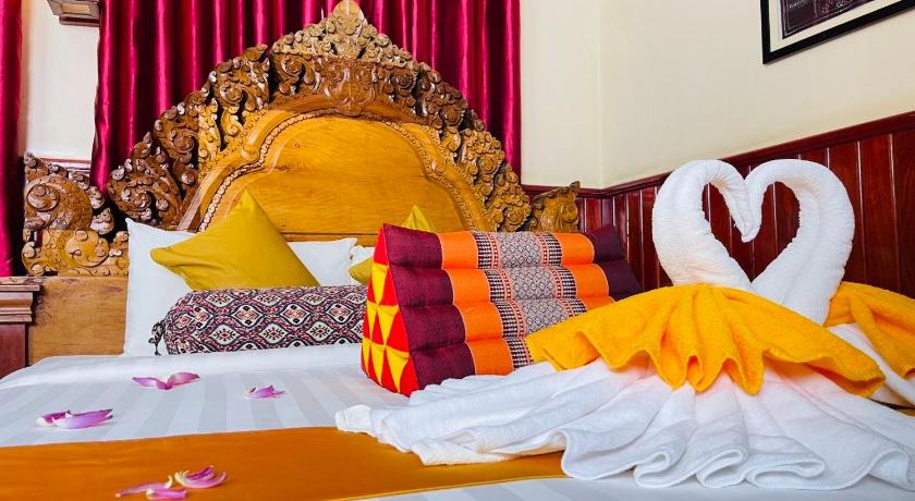 รูปของFamily Room 3 Adult ( 1 King bed - 1 Single bed ) 4