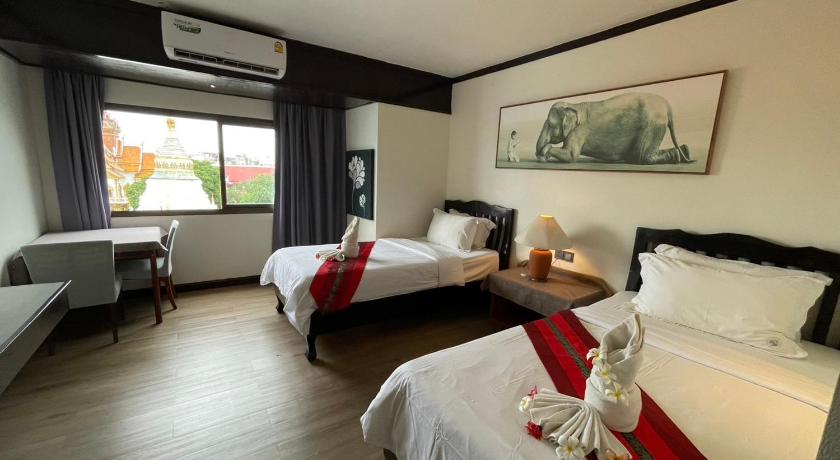 Thapaeplacehotel – Chiang Mai, IA