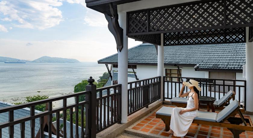 Image of Sea View Hillside with Terrace Bathtub 10