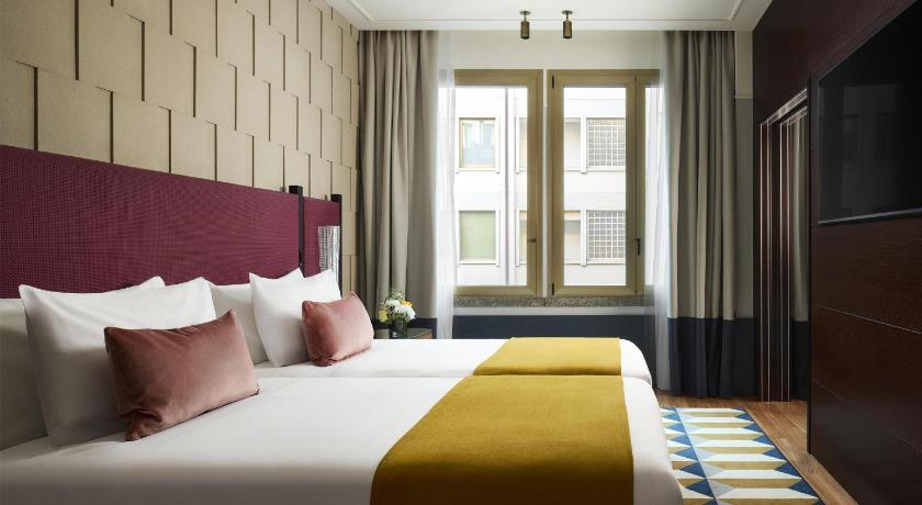 Image of Suite with View 5