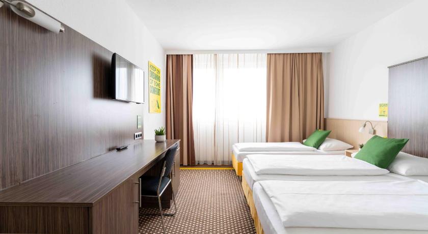 Image of Triple Room 0