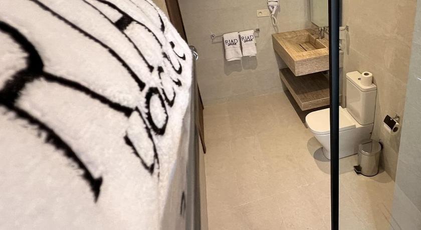 Image of Prestige Room 3