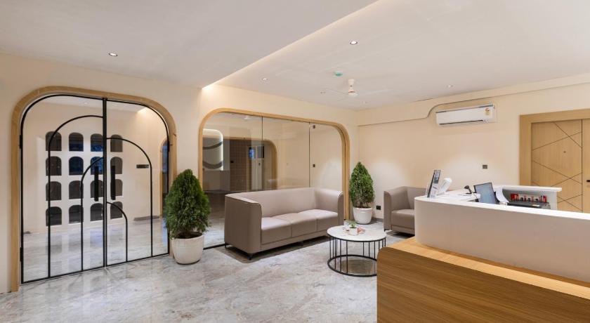 Hotel Blue Sapphire - image 10