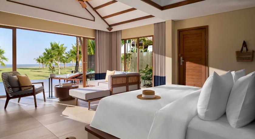 1 King 1 Bedroom Villa Beachfront Outdoor Private Pool