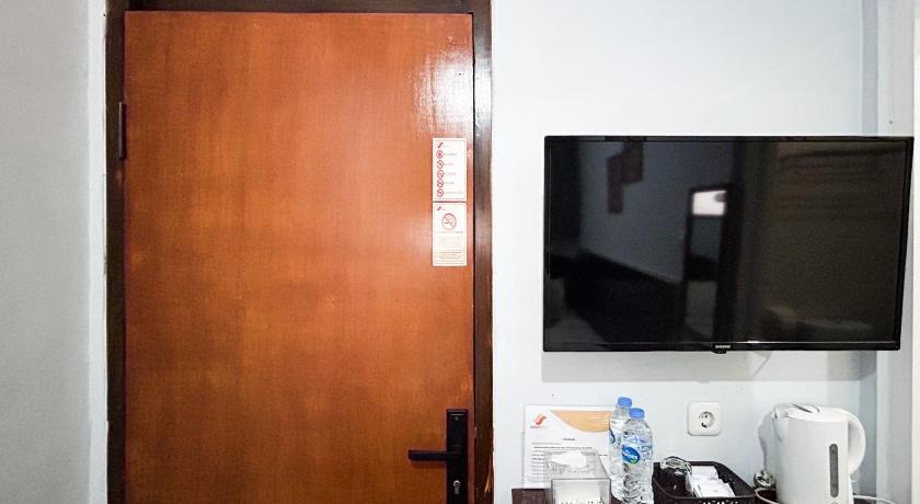 Swun Stay Inn @ Sawahan Mitra RedDoorz – Malang, ID
