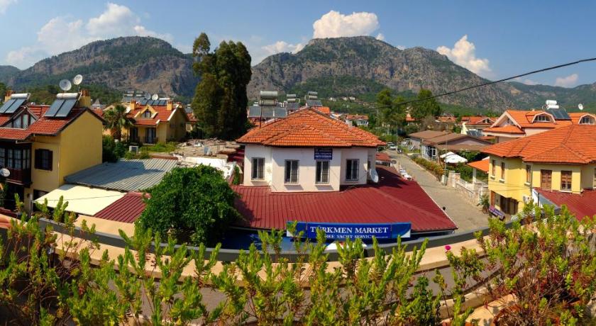 Sybelle Suites by Villa Safiya photo