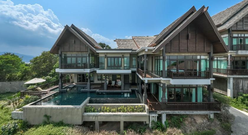 Image of Three-Bedroom House 6