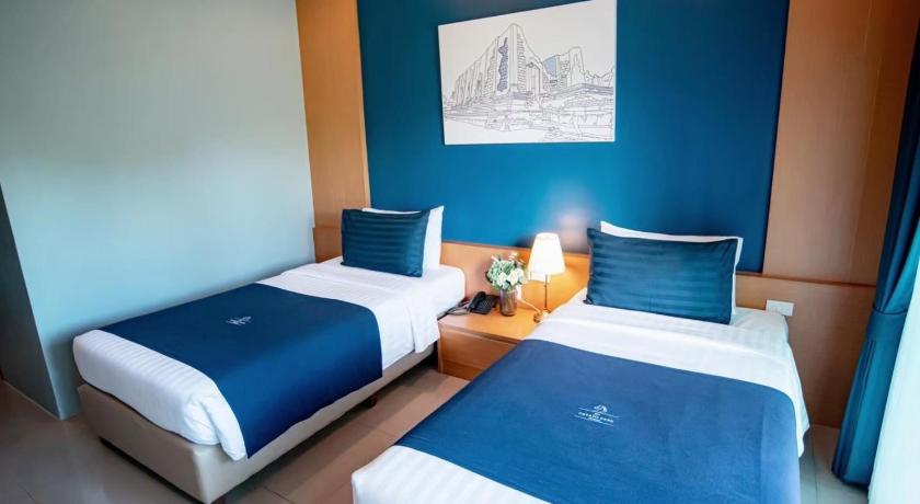 Image of Superior Twin Room 3