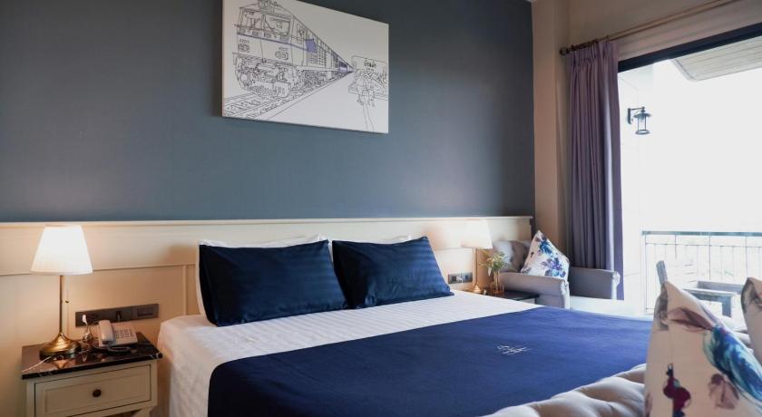 Image of Suite Room 5
