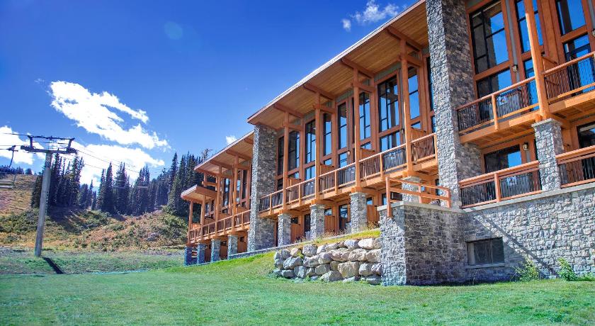 Sunshine Mountain Lodge