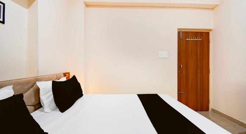Townhouse Oak Townhouse Oak Kumhrar Archeological Park Hotel K - image 31