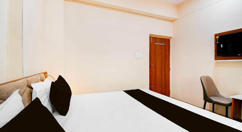 Townhouse Oak Townhouse Oak Kumhrar Archeological Park Hotel K - image 30