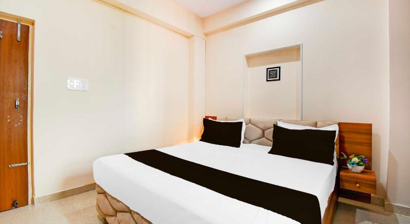 Townhouse Oak Townhouse Oak Kumhrar Archeological Park Hotel K - image 20