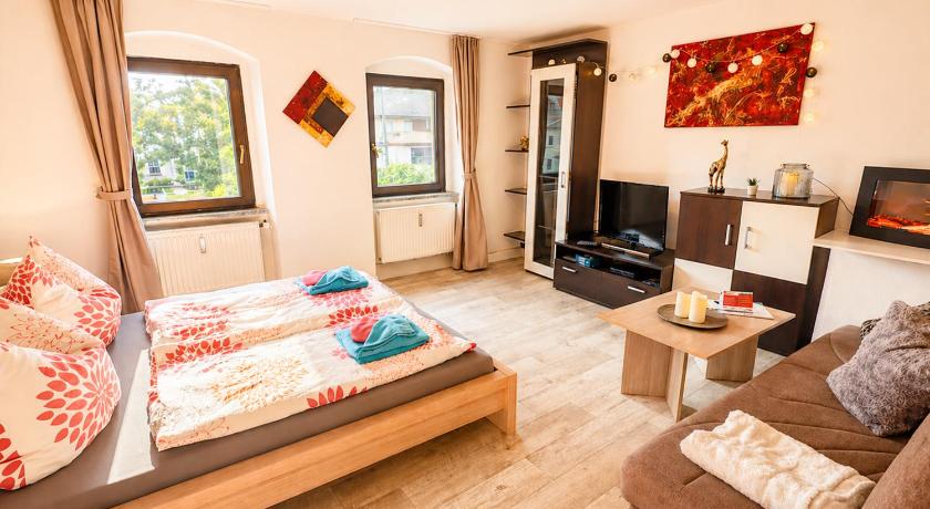Urlaubsmagie - Ferienwohnung Morgenlicht - Sauna & Saisonaler Pool