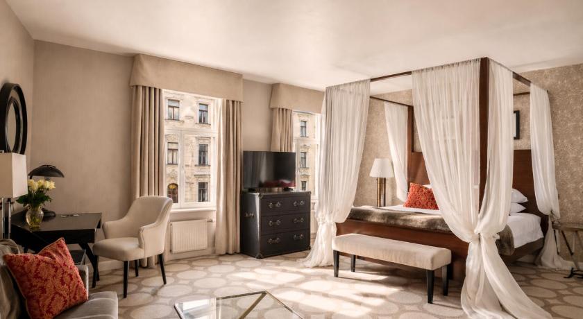 Image of Junior Suite 1