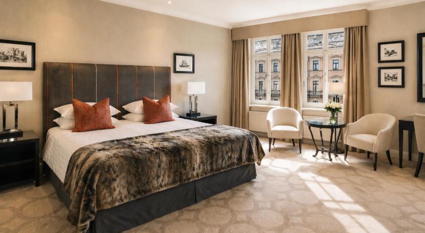 Image of Deluxe Room 3