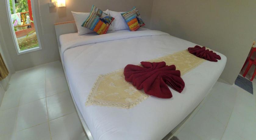 Image of One-Bedroom Bungalow 16