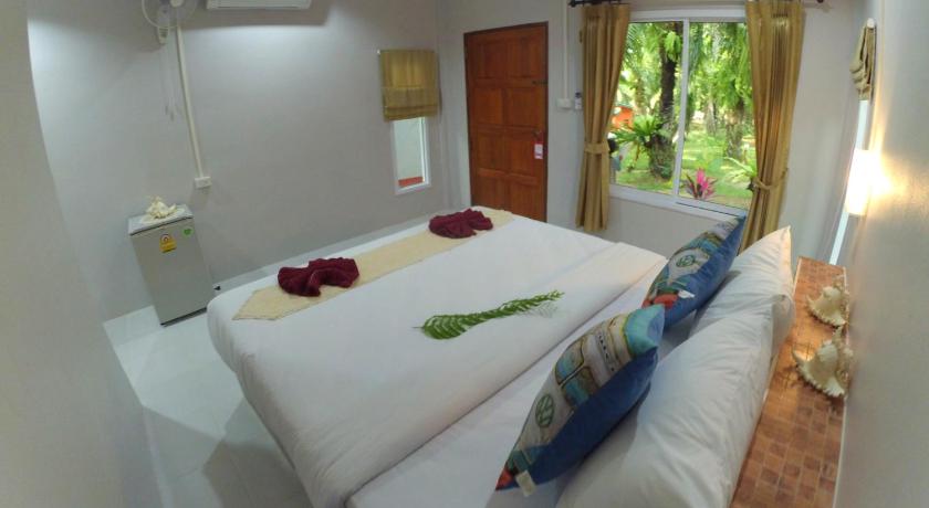 Image of One-Bedroom Bungalow 11