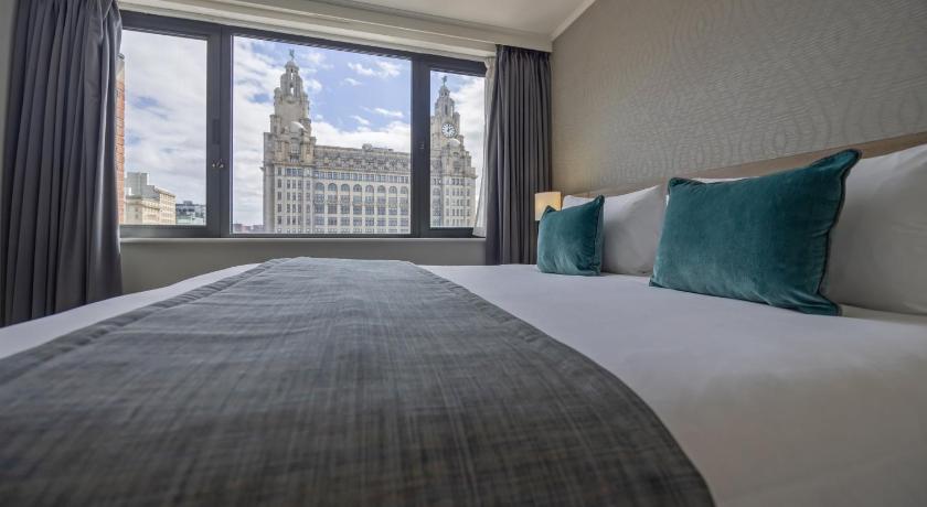 Image of 1 Bedroom Suite Waterfront view 12