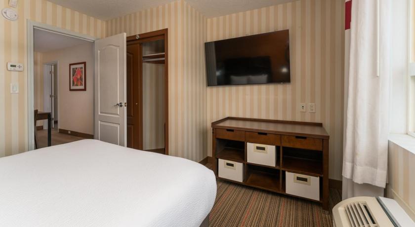 Image of 2 Bedroom Suite , 2 bathrooms 8