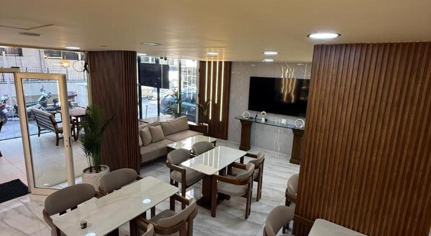 Elysee Residence - image 6