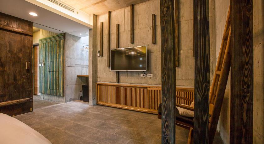 Image of Deluxe Quadruple Room 10
