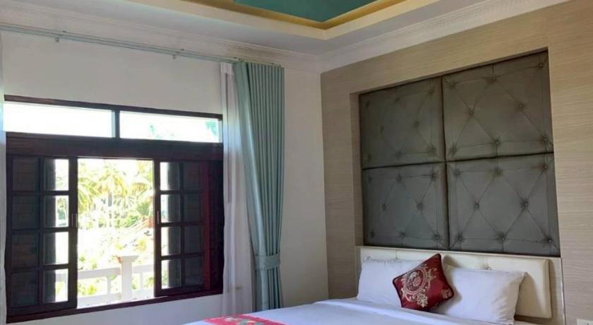 Image of King Room with Sea View 0