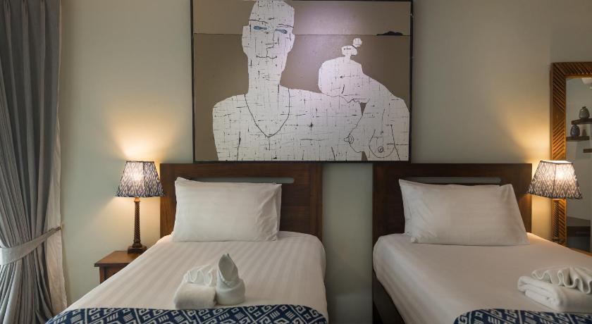 Image of Pool Access Twin Room 1